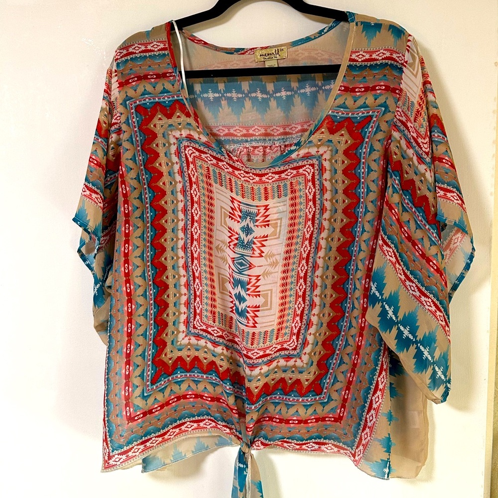 🌟 Adorable Boho, front tie sheer top